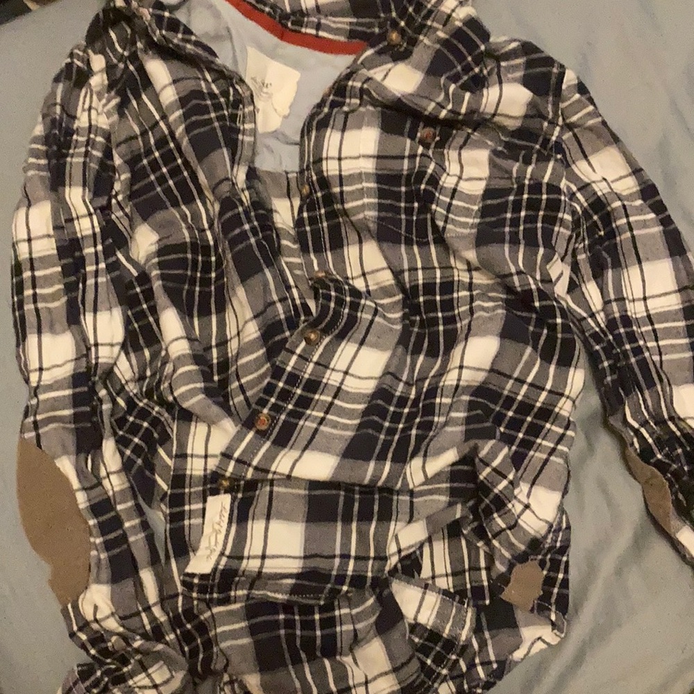 H&M women’s elbow patch flannel